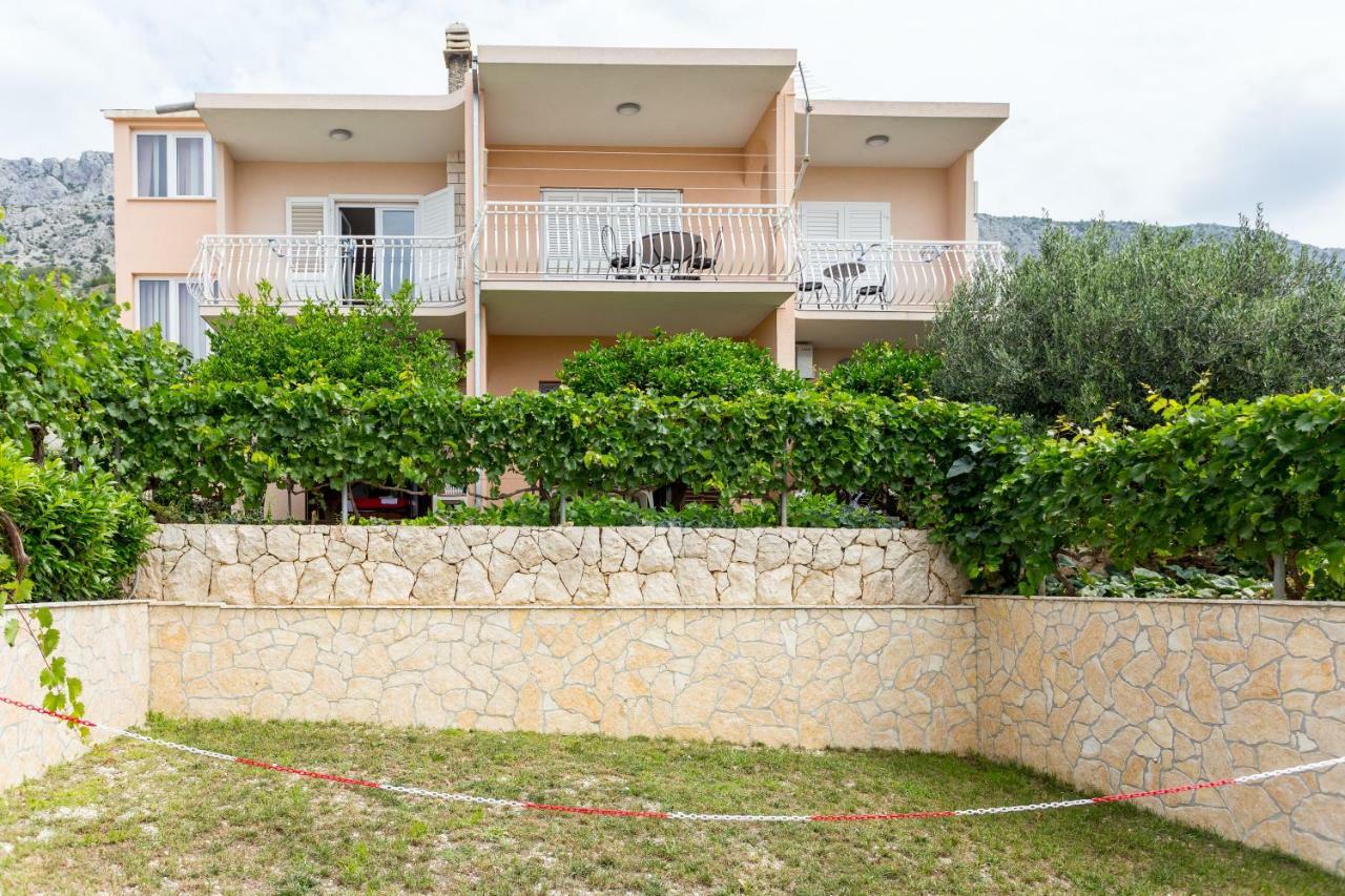 Apartments Iva Brstilo オミシュ エクステリア 写真
