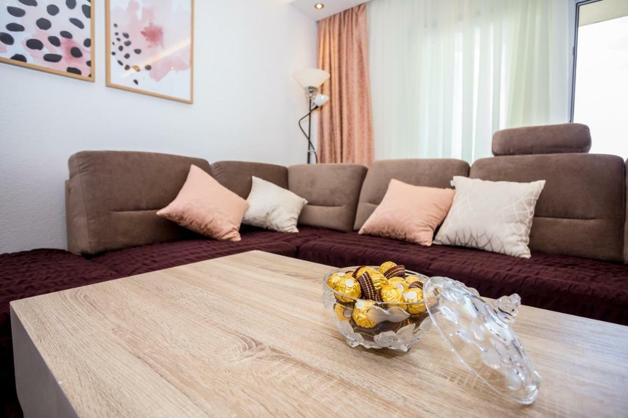 Apartments Iva Brstilo オミシュ エクステリア 写真
