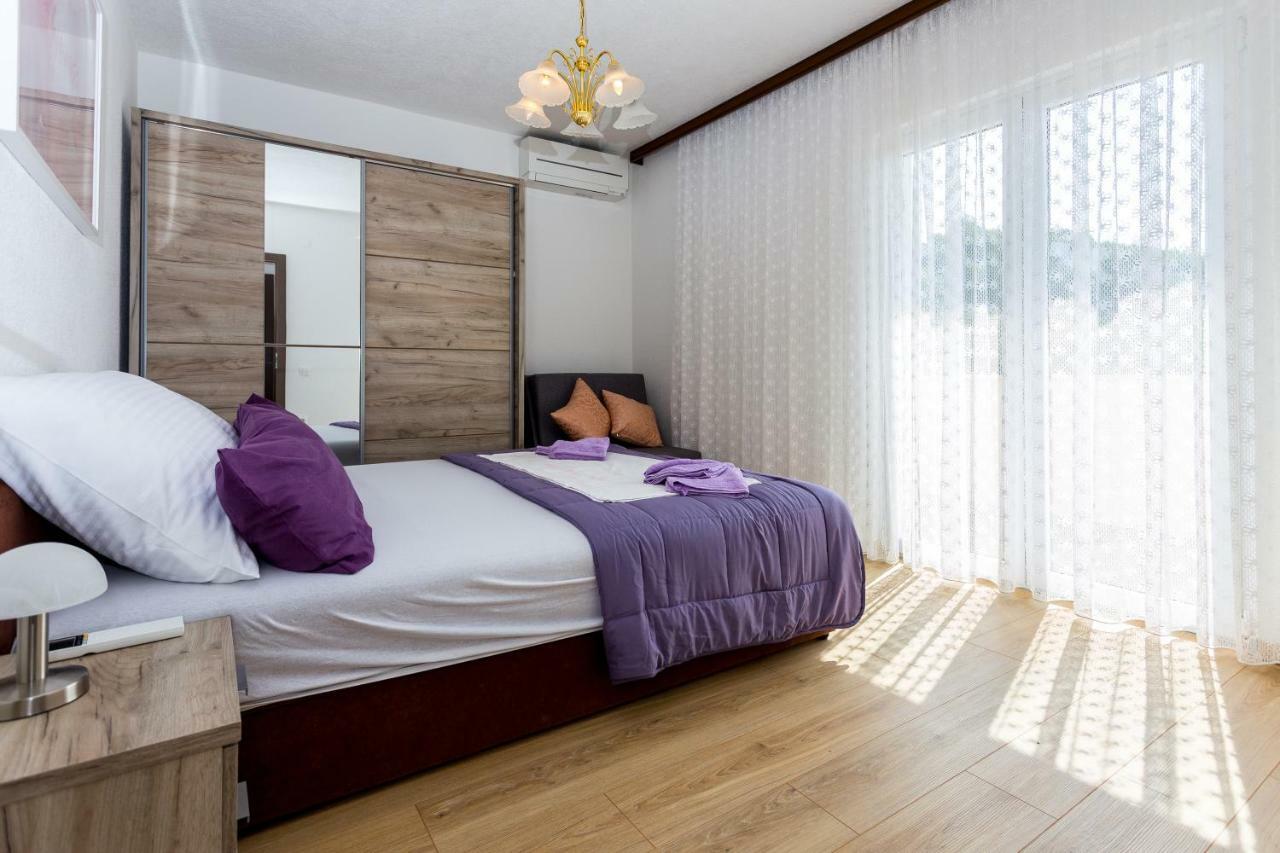 Apartments Iva Brstilo オミシュ エクステリア 写真